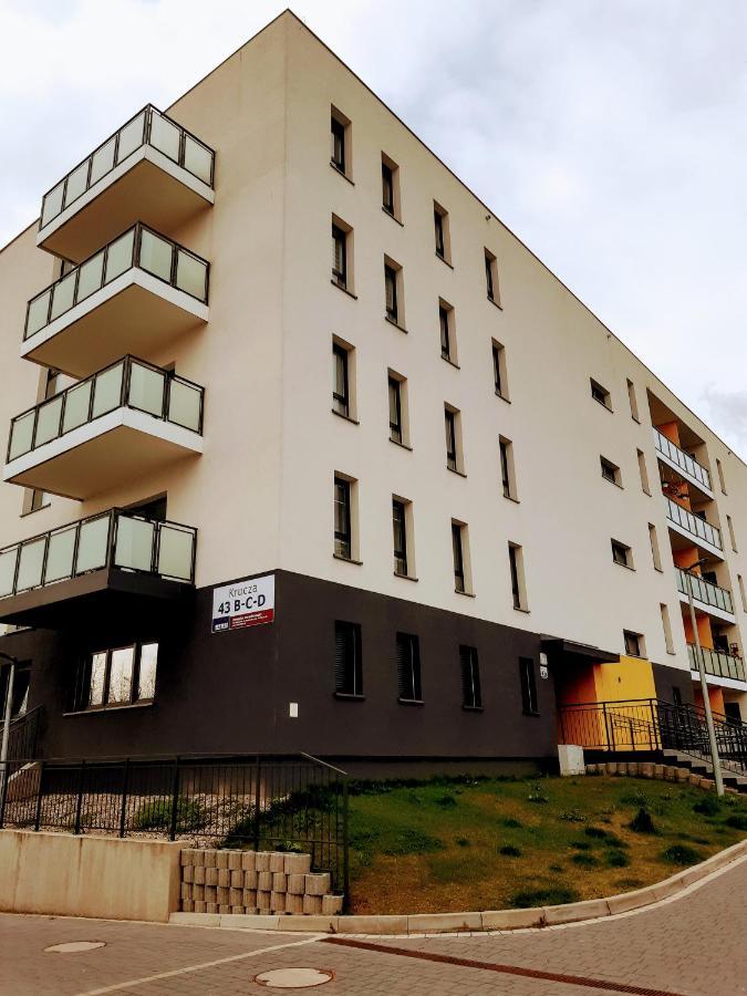 Apartament Na Kruczej Lubiń Kültér fotó