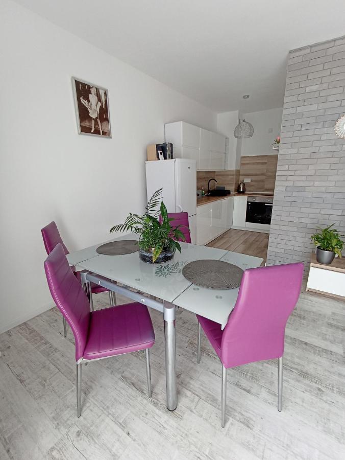 Apartament Na Kruczej Lubiń Kültér fotó